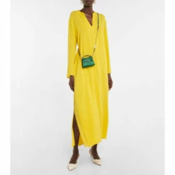 Valentino Garavani VSling Micro Leather Shoulder Bag -Valentino Garavani Sales unnamed file 3330