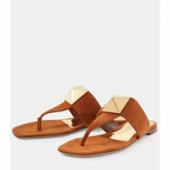 Valentino Garavani One Stud Suede Thong Sandals 10 Valentino Garavani One Stud Suede Thong Sandals -Valentino Garavani Sales unnamed file 3400