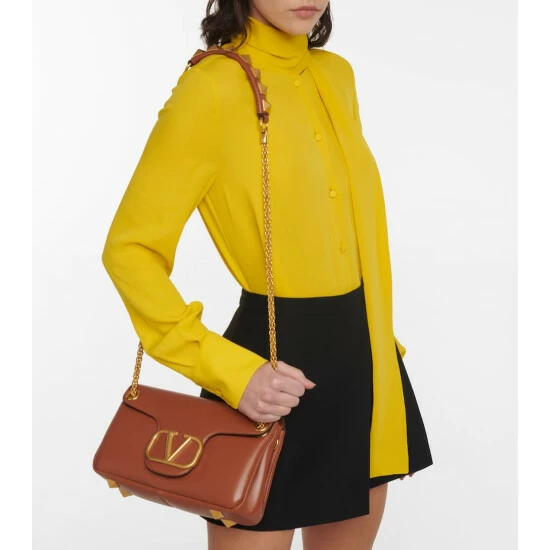 Valentino Garavani Stud Sign Leather Shoulder Bag 3 Valentino Garavani Stud Sign Leather Shoulder Bag