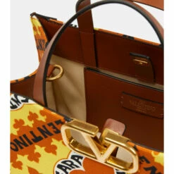 Valentino Garavani Sales -Valentino Garavani Sales unnamed file 3514