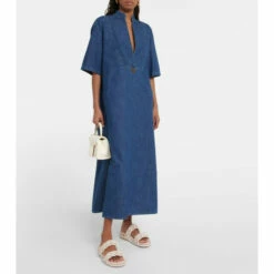 Valentino Garavani Rockstud Espadrille Sandals