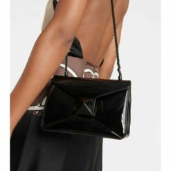 Valentino Garavani One Stud Medium Leather Shoulder Bag