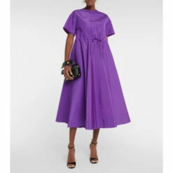 Valentino Garavani Roman Stud Small Leather Shoulder Bag -Valentino Garavani Sales unnamed file 428