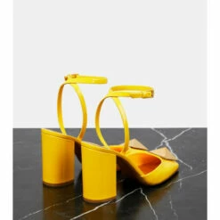 Valentino Garavani One Stud Patent Leather Pumps 8 Valentino Garavani One Stud Patent Leather Pumps -Valentino Garavani Sales unnamed file 431