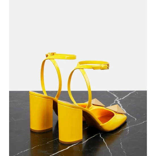 Valentino Garavani One Stud Patent Leather Pumps 4 Valentino Garavani One Stud Patent Leather Pumps - Image 2