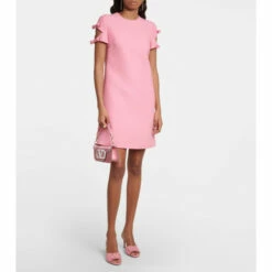 Valentino Garavani Locò Embellished Shoulder Bag -Valentino Garavani Sales unnamed file 462