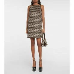 Valentino Garavani Tan-Go Embellished Platform Pumps