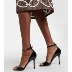 Valentino Garavani VLogo Patent Leather Sandals -Valentino Garavani Sales unnamed file 512