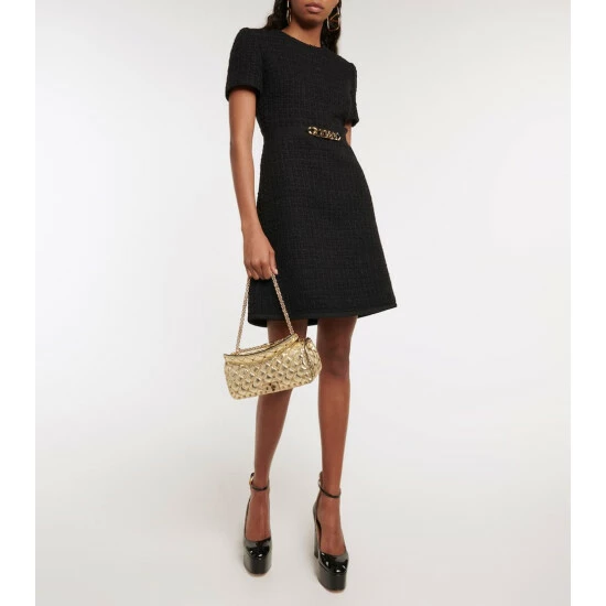 Valentino Garavani Rockstud Spike Leather Shoulder Bag 6 Valentino Garavani Rockstud Spike Leather Shoulder Bag - Image 4