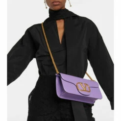 Valentino Garavani Locò Medium Leather Shoulder Bag 11 Valentino Garavani Locò Medium Leather Shoulder Bag -Valentino Garavani Sales unnamed file 55