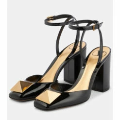 Valentino Garavani One Stud Patent Leather Pumps -Valentino Garavani Sales unnamed file 554