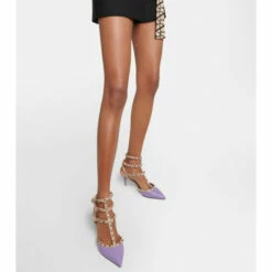 Valentino Garavani Rockstud Leather Pumps -Valentino Garavani Sales unnamed file 648