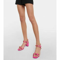 Valentino Garavani Roman Stud Leather Sandals 9 Valentino Garavani Roman Stud Leather Sandals -Valentino Garavani Sales unnamed file 695