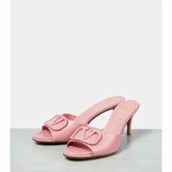Valentino Garavani VLogo Leather Sandals -Valentino Garavani Sales unnamed file 736