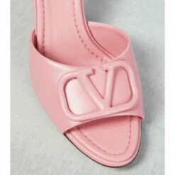 Valentino Garavani VLogo Leather Sandals -Valentino Garavani Sales unnamed file 737