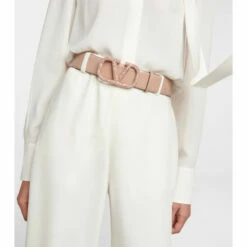 Valentino Garavani VLogo Reversible Leather Belt