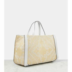 Valentino Garavani VLogo Embellished Tote Bag -Valentino Garavani Sales unnamed file 83