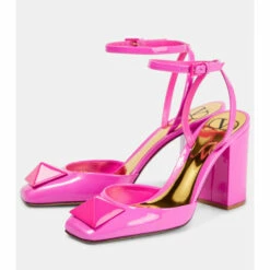 Valentino Garavani One Stud Patent Leather Pumps -Valentino Garavani Sales unnamed file 917