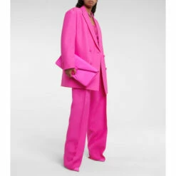 Valentino Garavani One Stud Patent Leather Clutch -Valentino Garavani Sales unnamed file 927