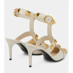Valentino Garavani Roman Stud Leather Pumps 8 Valentino Garavani Roman Stud Leather Pumps -Valentino Garavani Sales unnamed file 985